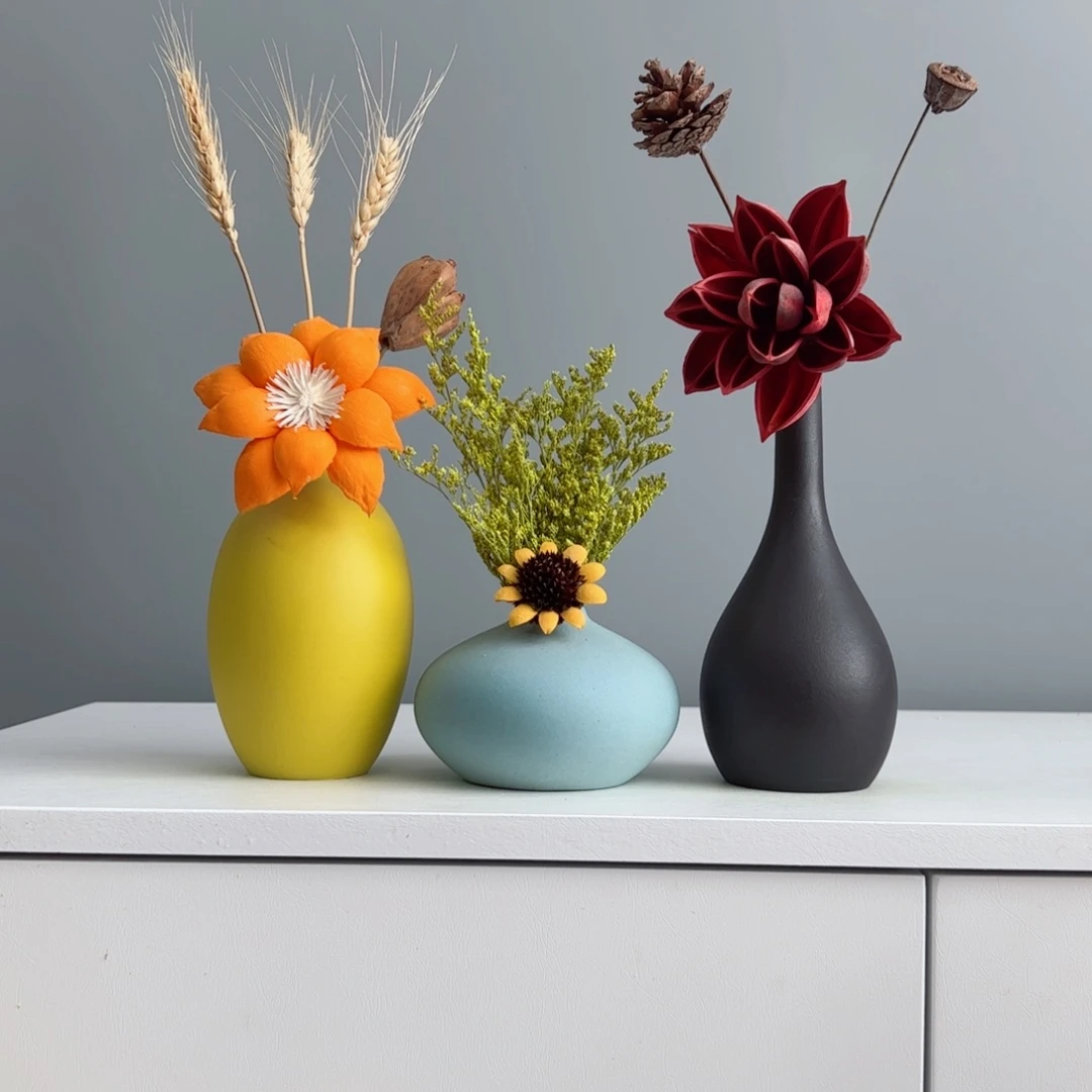 摆件陶瓷小花瓶摆件含花总高约20-30cm