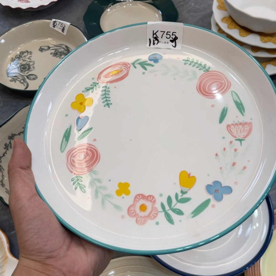 陶瓷微瑕餐具介意勿拍，满18飞！