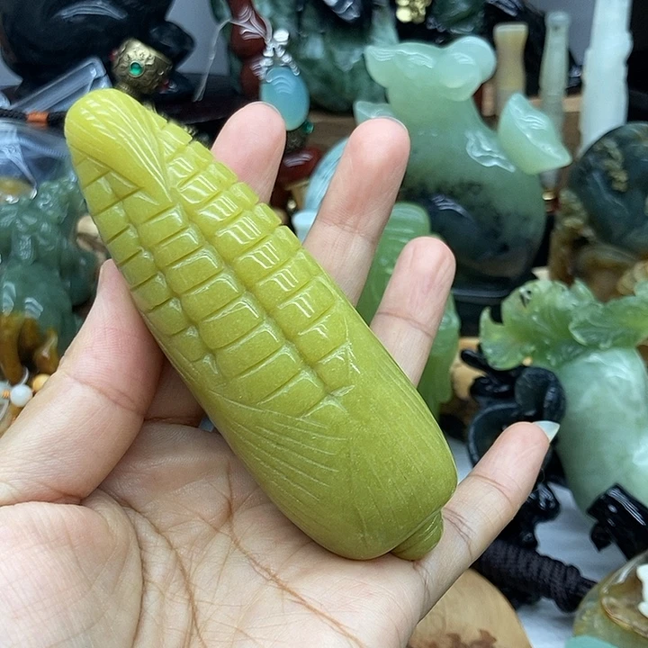 未镶嵌岫玉手把件