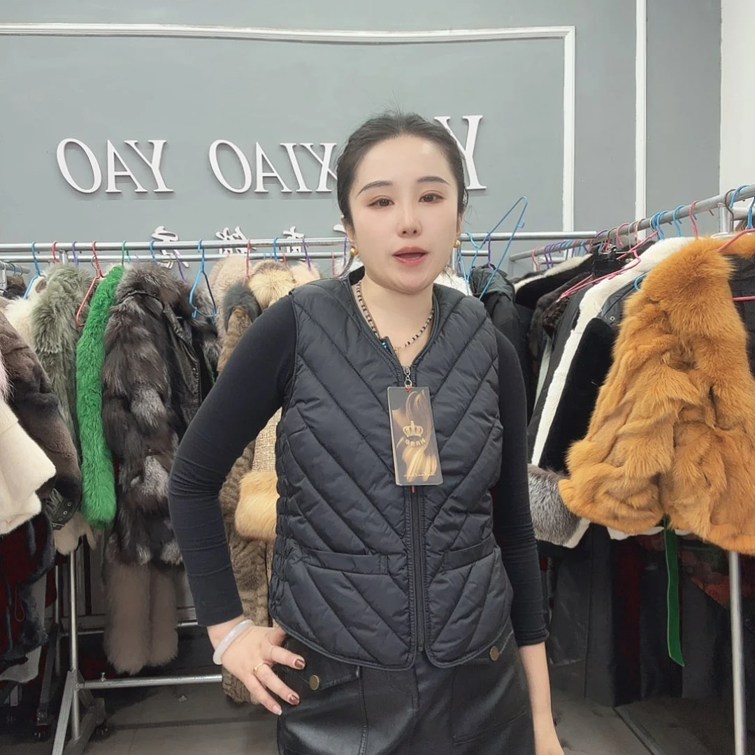 姚小妖家高端皮草