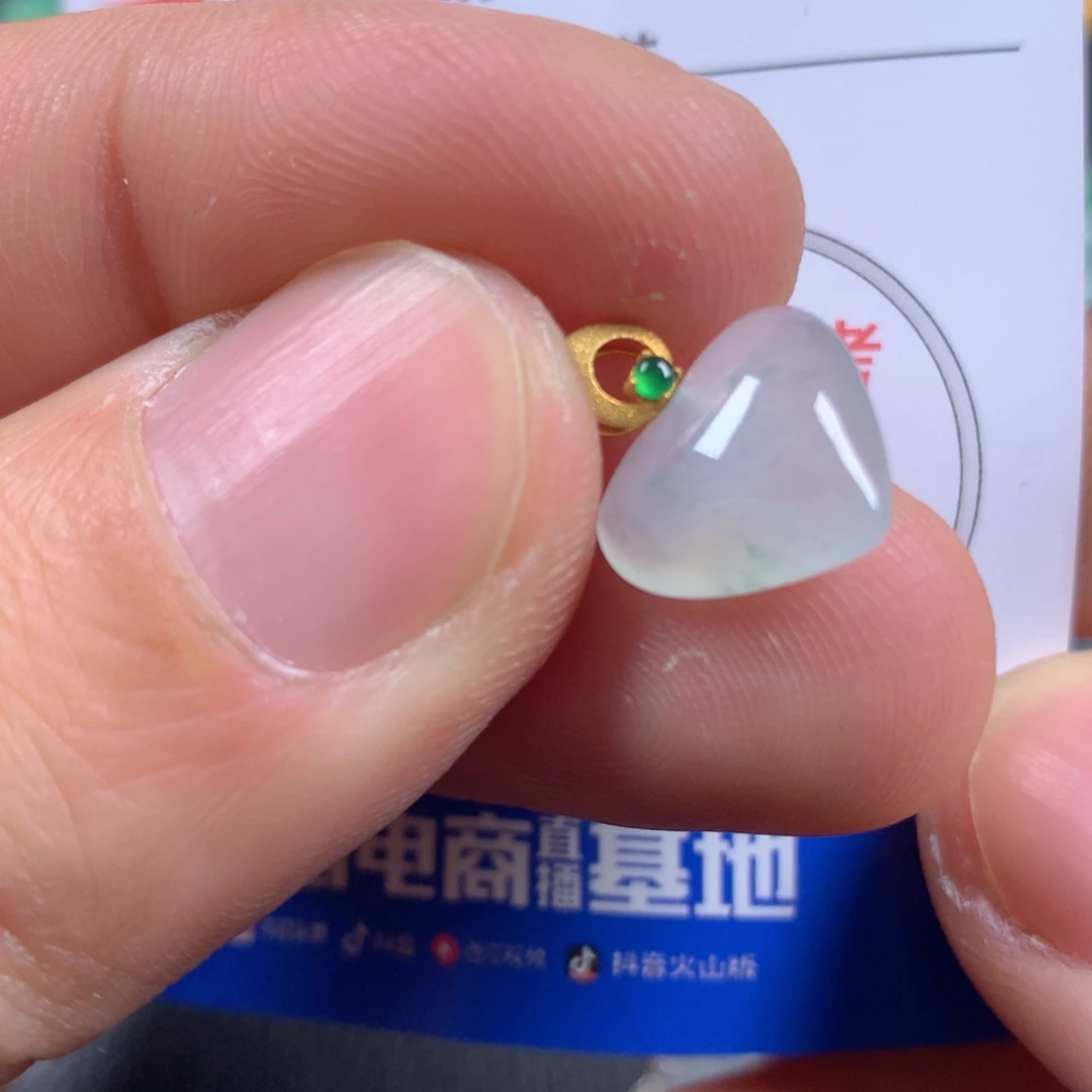 【闪购商品】翡翠颈饰18K金镶嵌翡翠