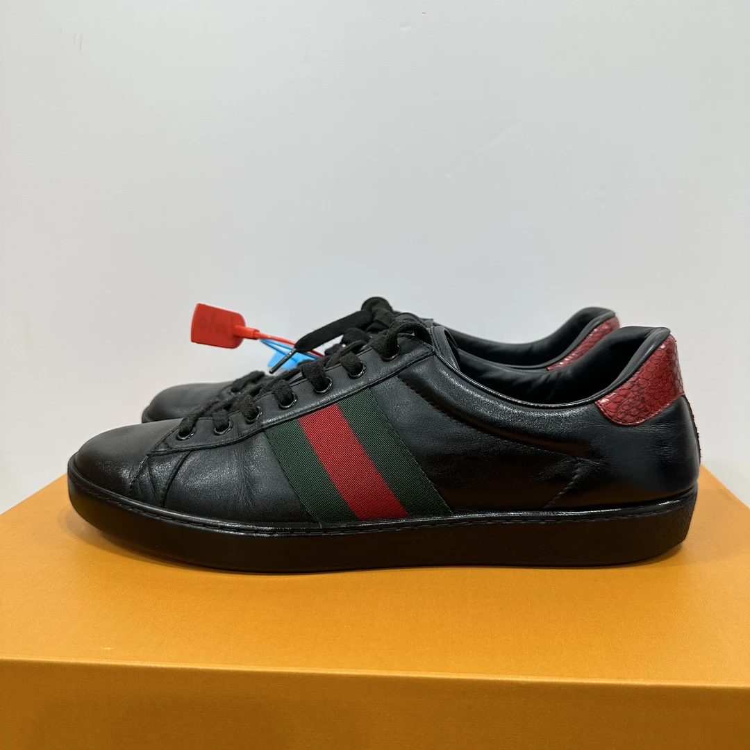 99新 GUCCI/古驰 43码 黑色板鞋