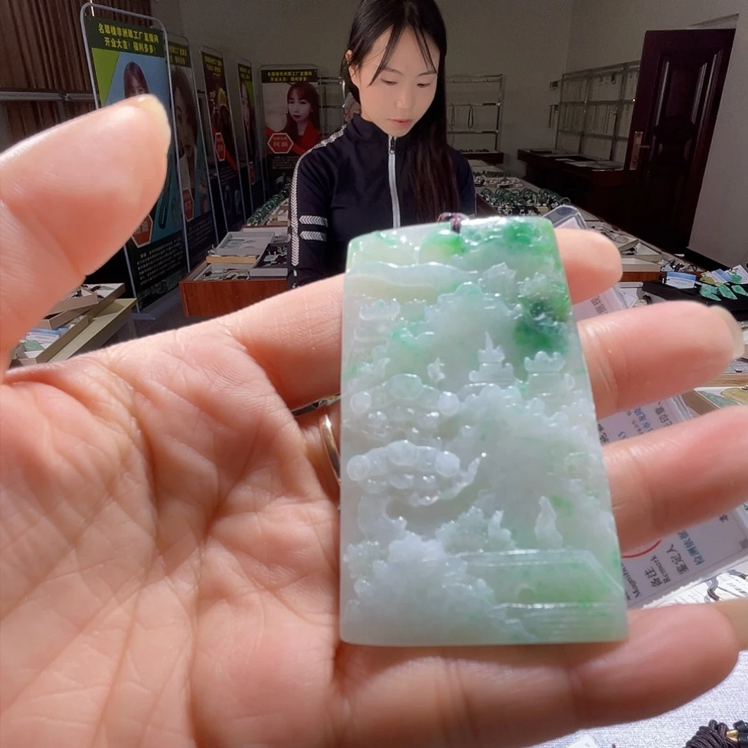 翡翠戒指未镶嵌一个