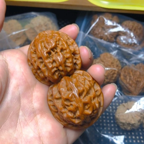 【闪购商品】吊坠文玩核桃苹果园
