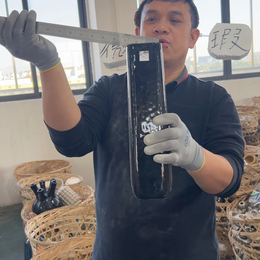 摆件119 号高中低温陶瓷工艺瓶（部分微瑕）