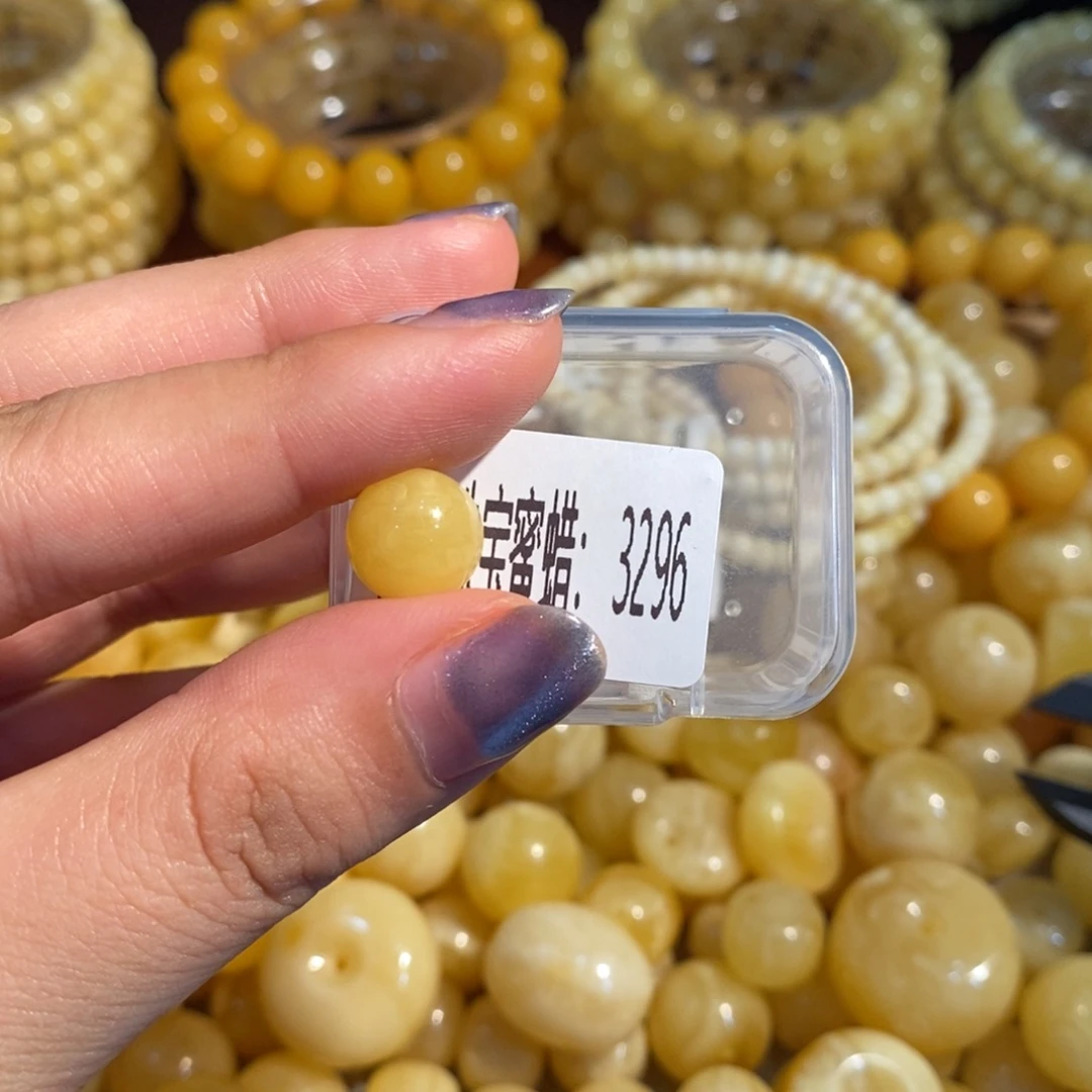 琥珀未镶嵌珠宝奇石3296