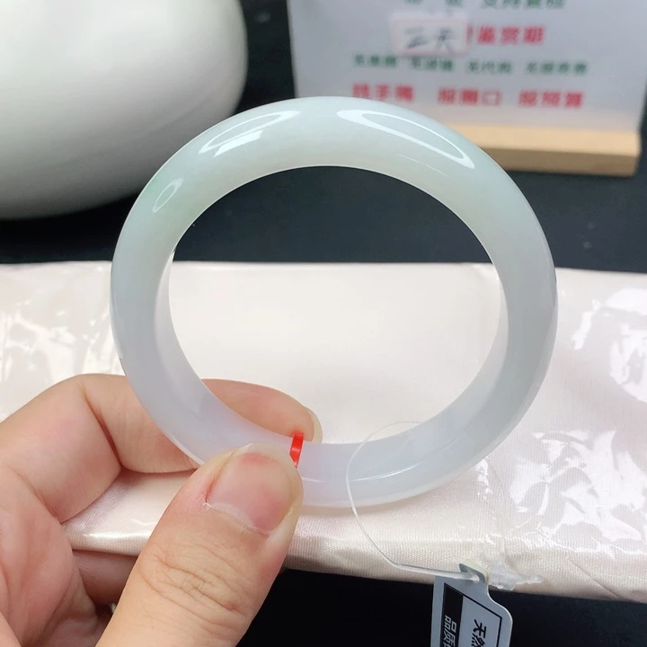 未镶嵌手镯翡翠5657