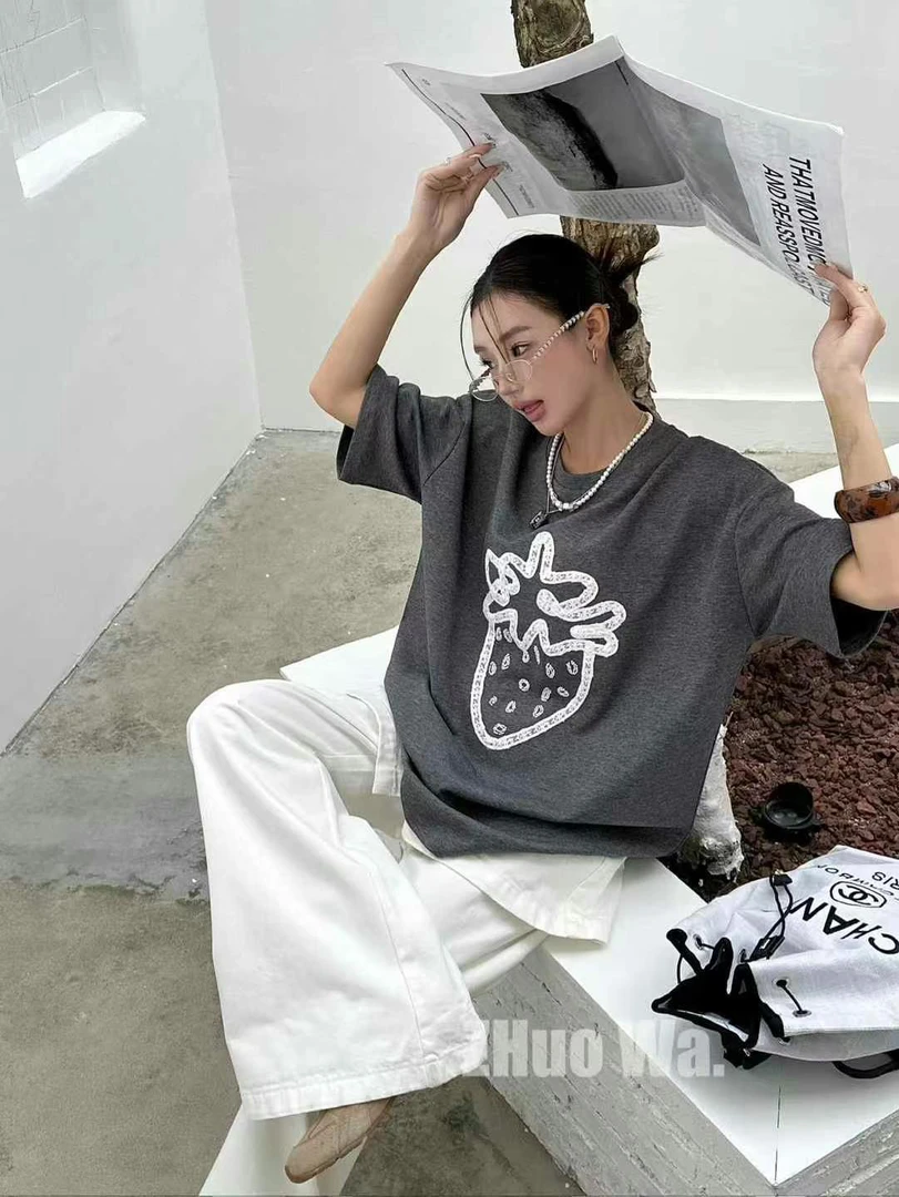 ZW2017春季新款草莓T恤 欧货高品质