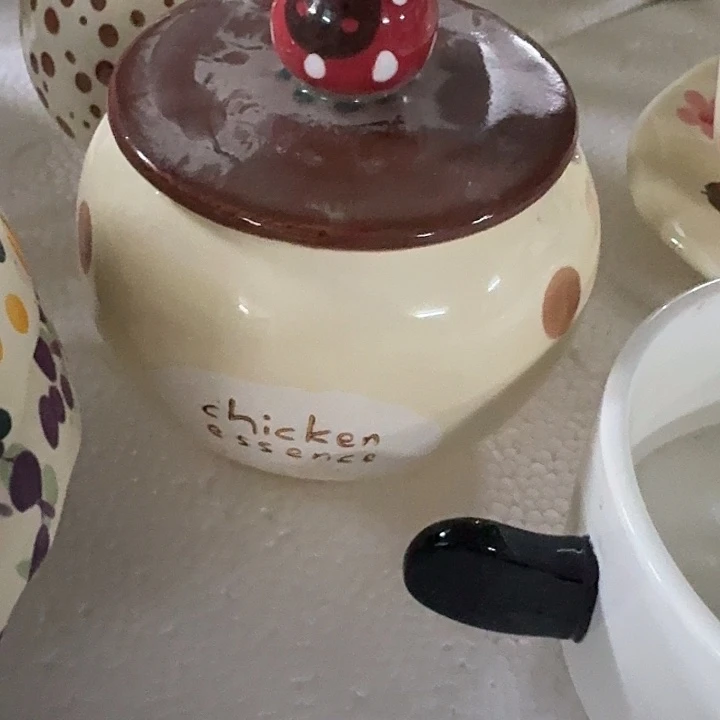 搪瓷微瑕草莓调料罐一个