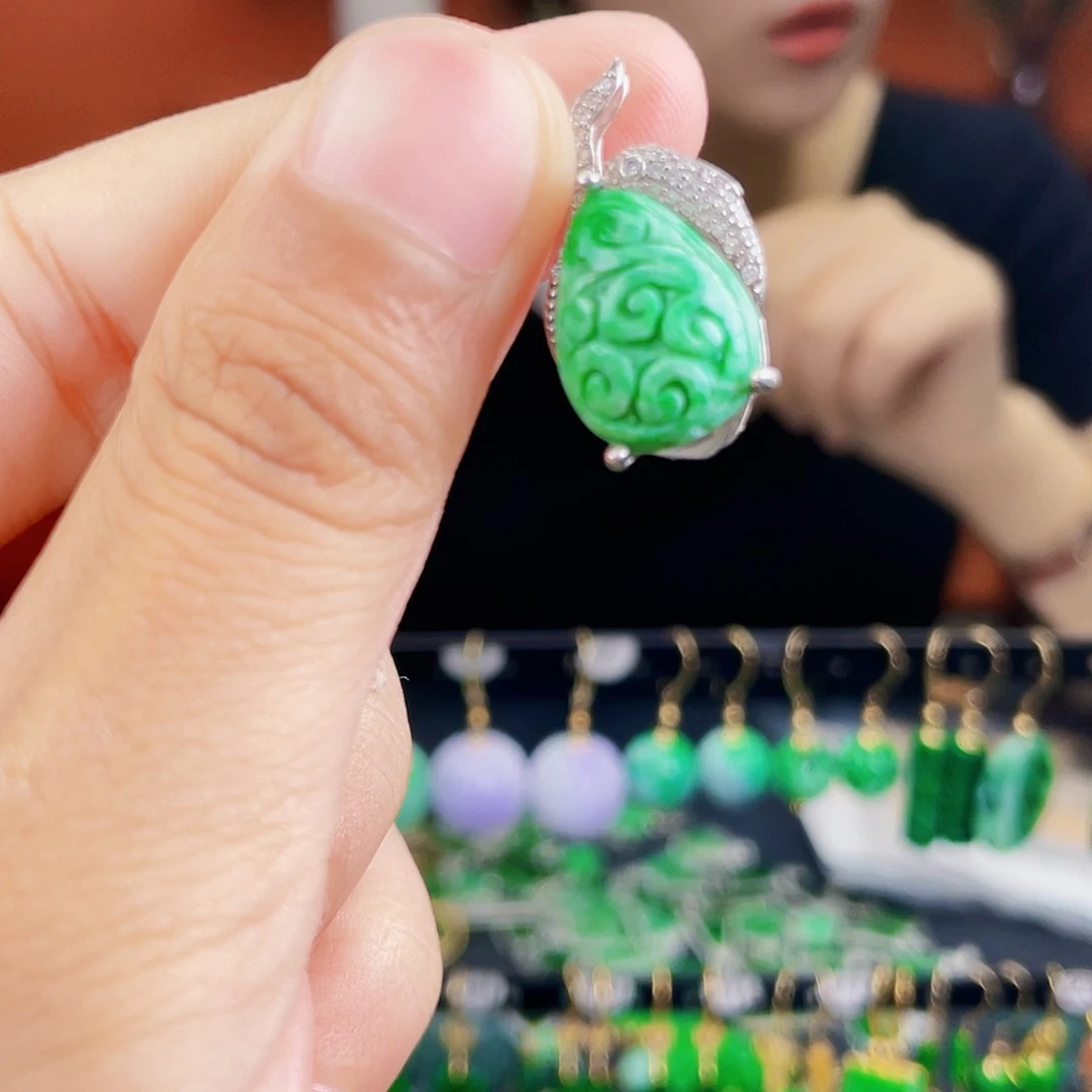翡翠银S925镶嵌耳饰