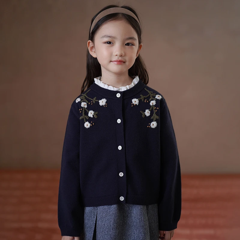 哈齿童装秋冬儿童上衣藏青毛衣女童针织开衫重工手工钩花秋装新款