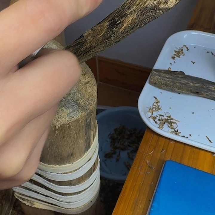 沉香碎屑沉香木36克