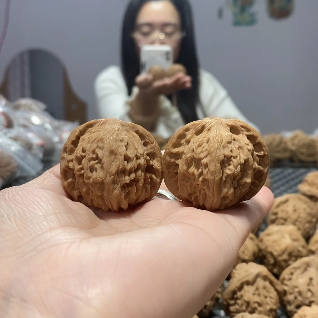 英****桃核吊坠 磨盘 40