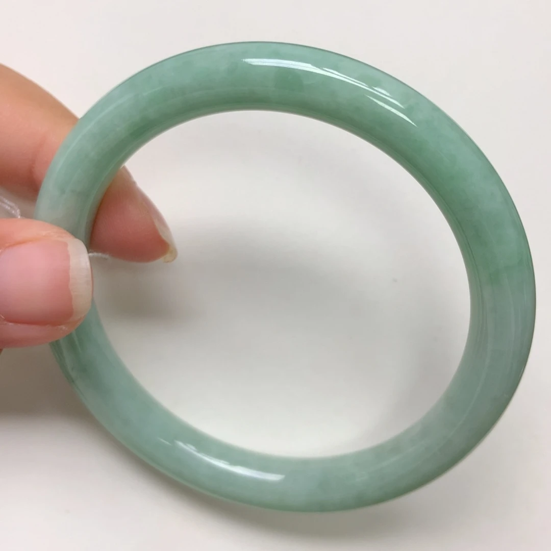 翡翠手镯未镶嵌11号55.3-8.5-8.2
