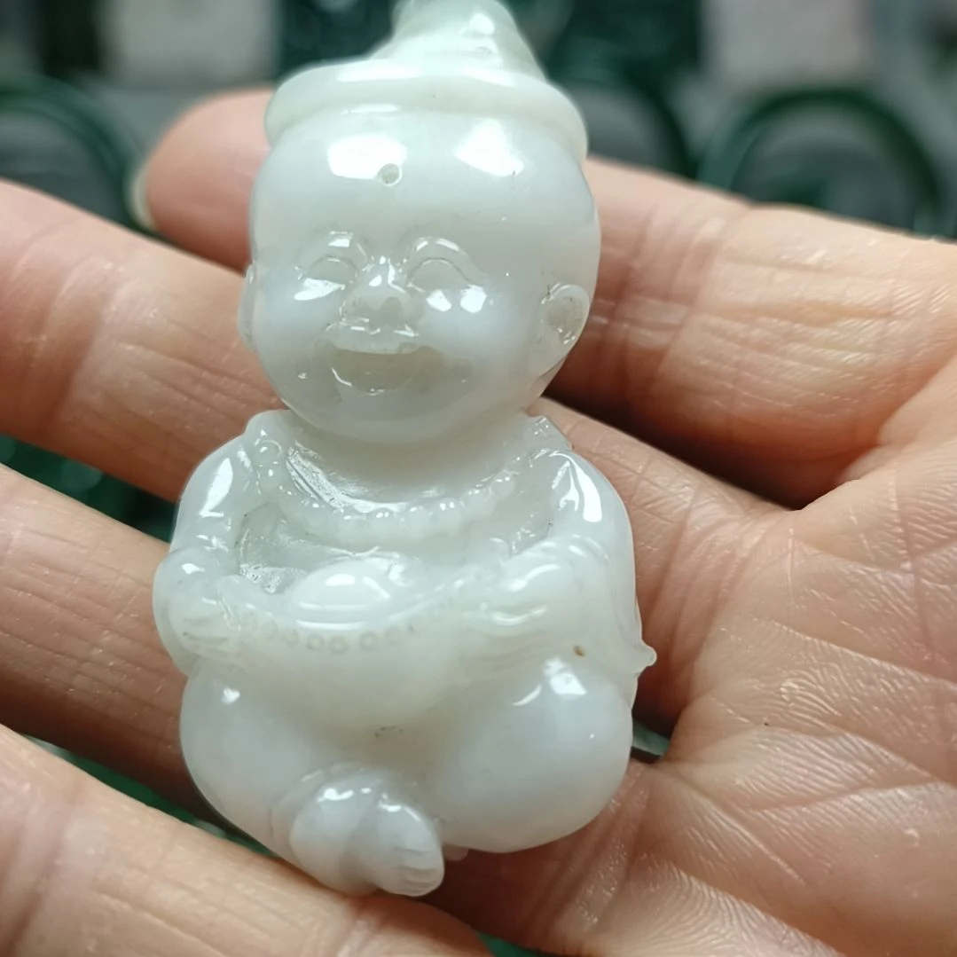独山玉未镶嵌善财童子