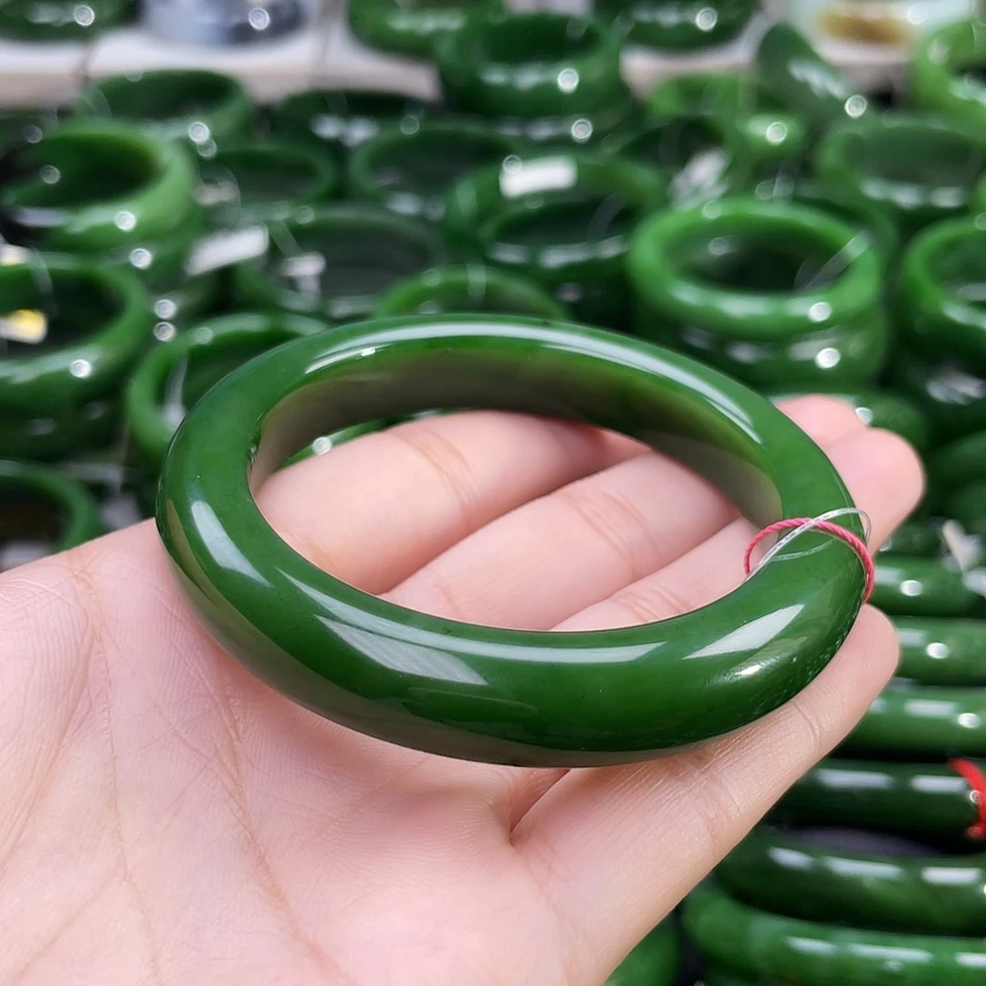 未镶嵌手镯和田玉（碧玉）