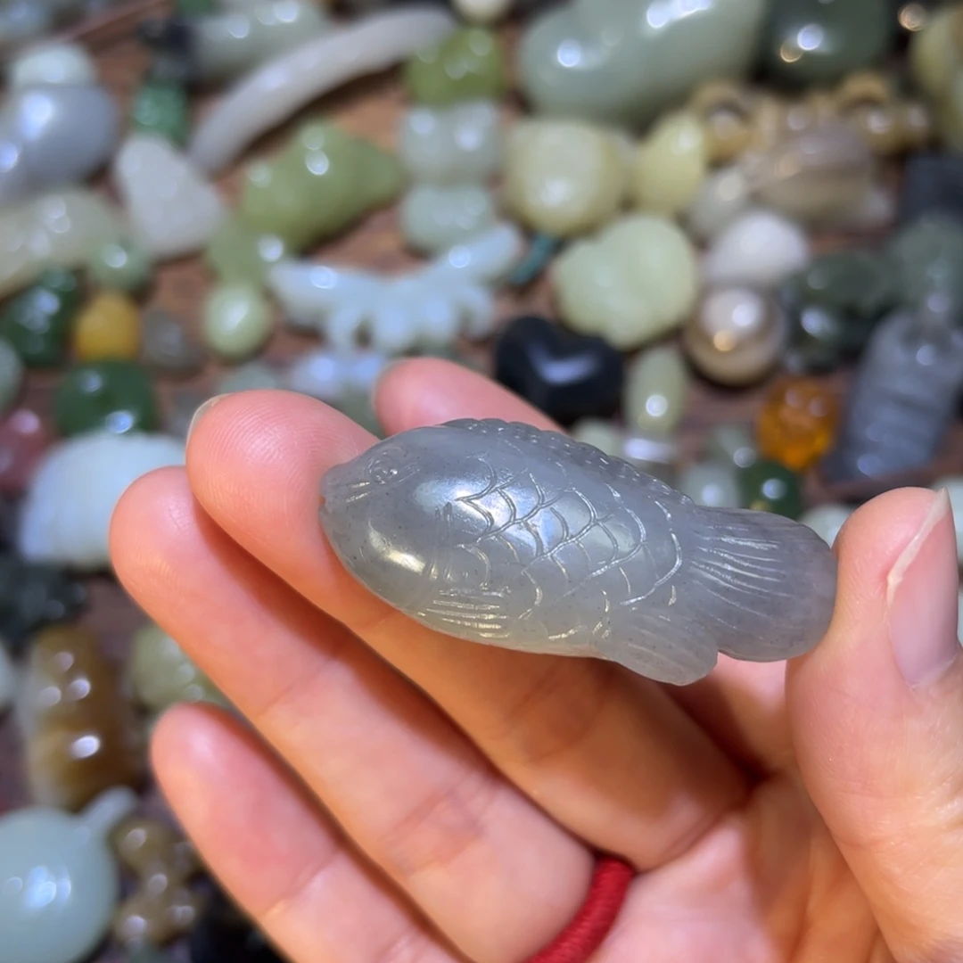 和田玉未镶嵌珠宝半成品