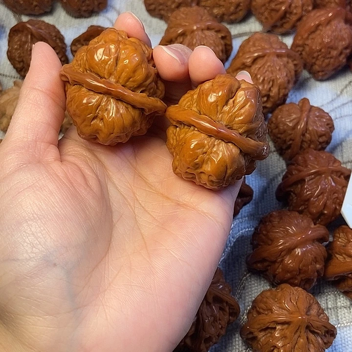 文玩核桃吊坠40蛤麻