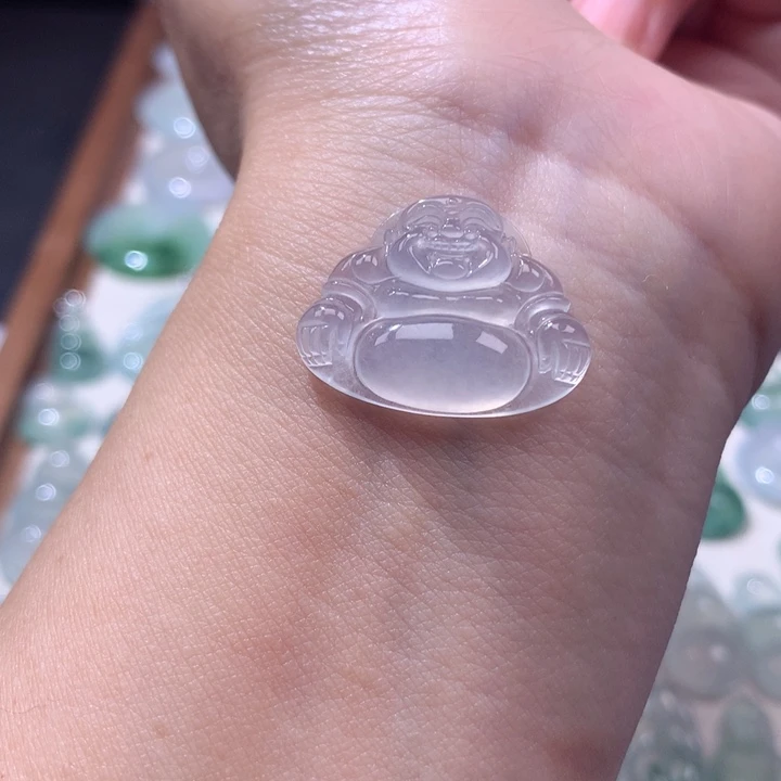 颈饰未镶嵌翡翠冰种佛公