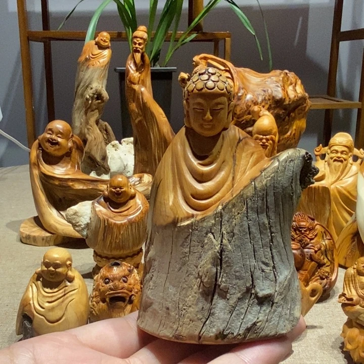 柏木（崖柏）原皮手把大日如来佛