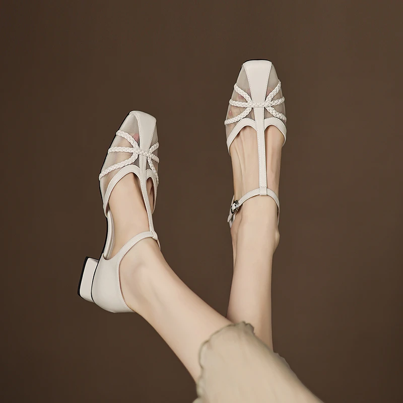 包头时装凉鞋女夏2025新款一字式扣带粗跟复古百搭网纱中跟罗马鞋