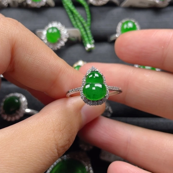 翡翠戒指银S925镶嵌戒指