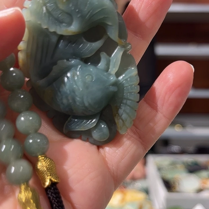 岫玉未镶嵌毛衣链