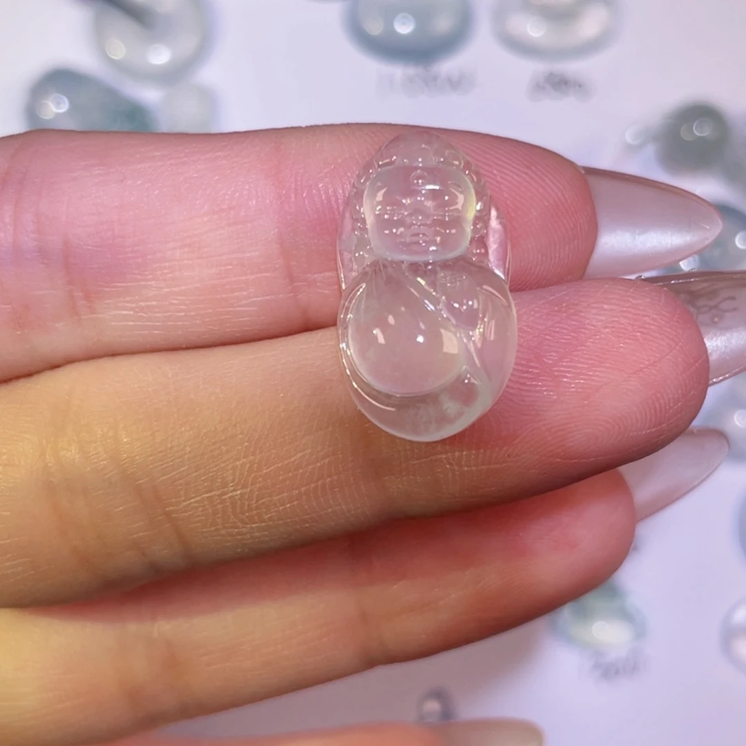 翡翠未镶嵌颈饰裸石