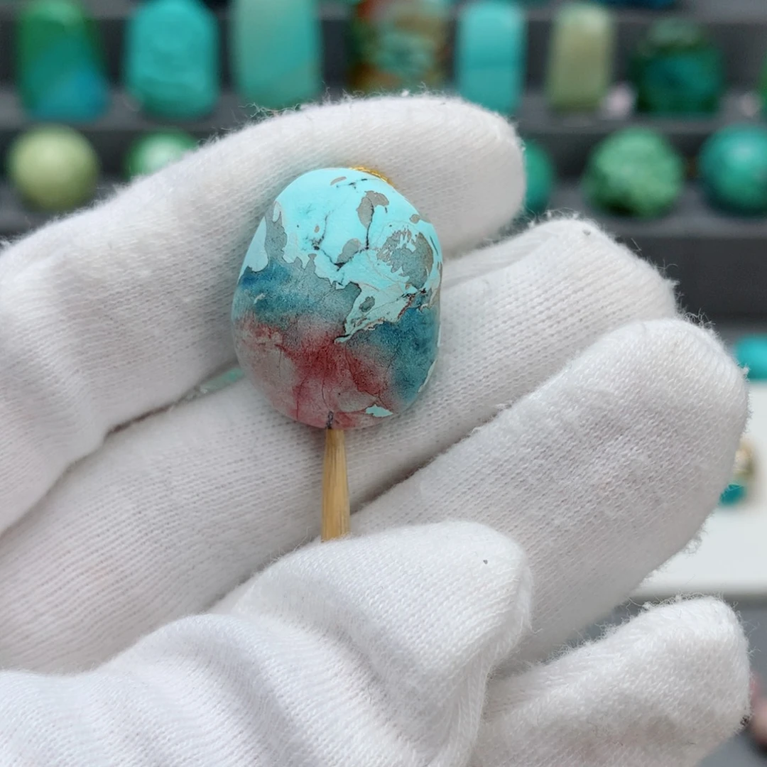 绿松石颈饰未镶嵌