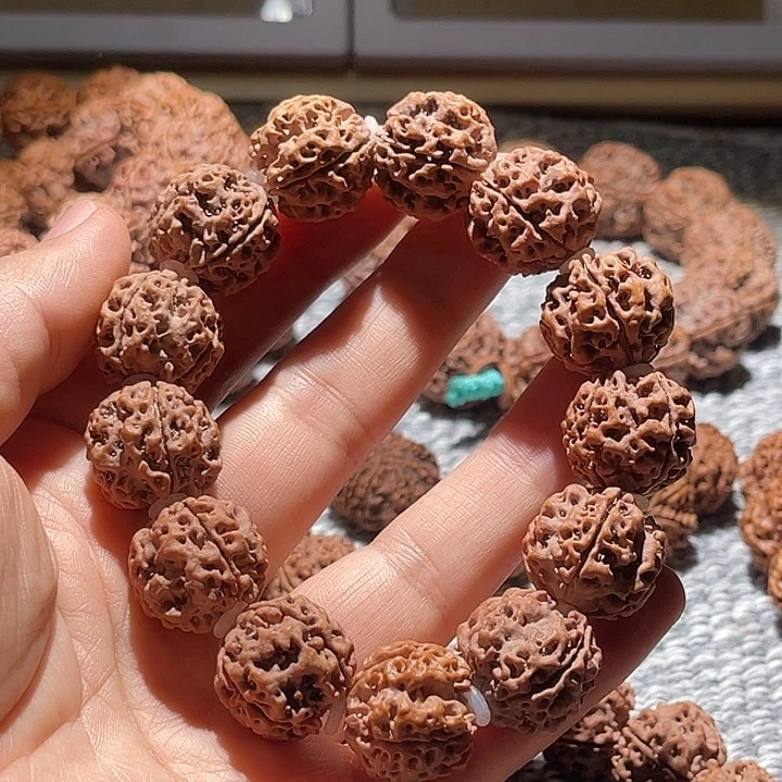 吊坠金刚菩提四瓣蜂窝双龙20