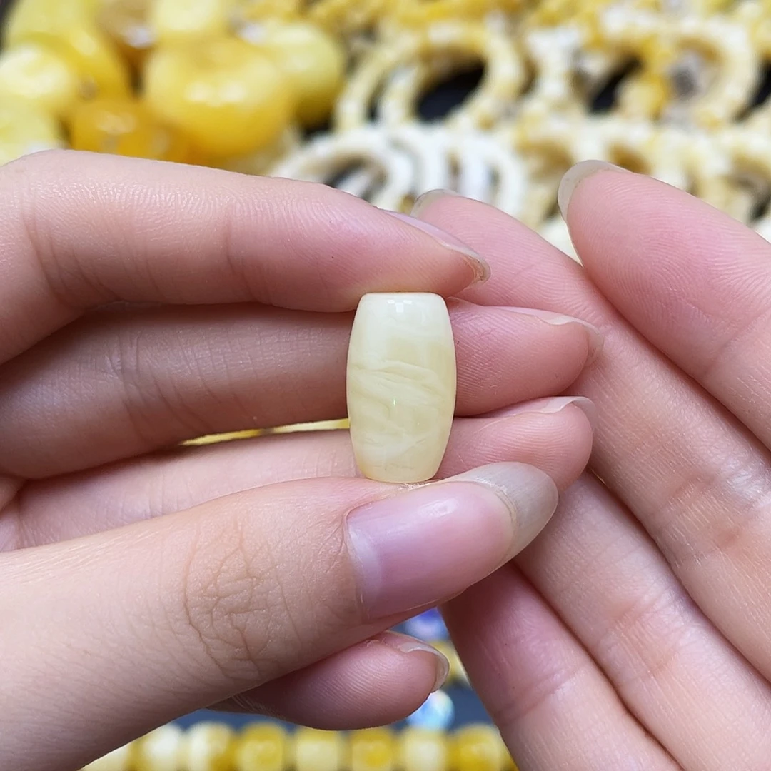 裸石蜜蜡未镶嵌沁色桶珠10.5✖️17.8mm
