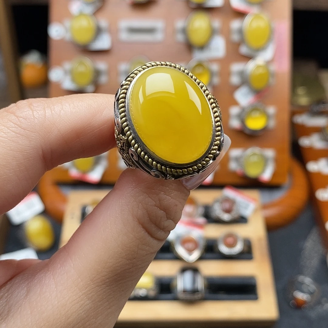 银S925镶嵌琥珀戒指琥珀