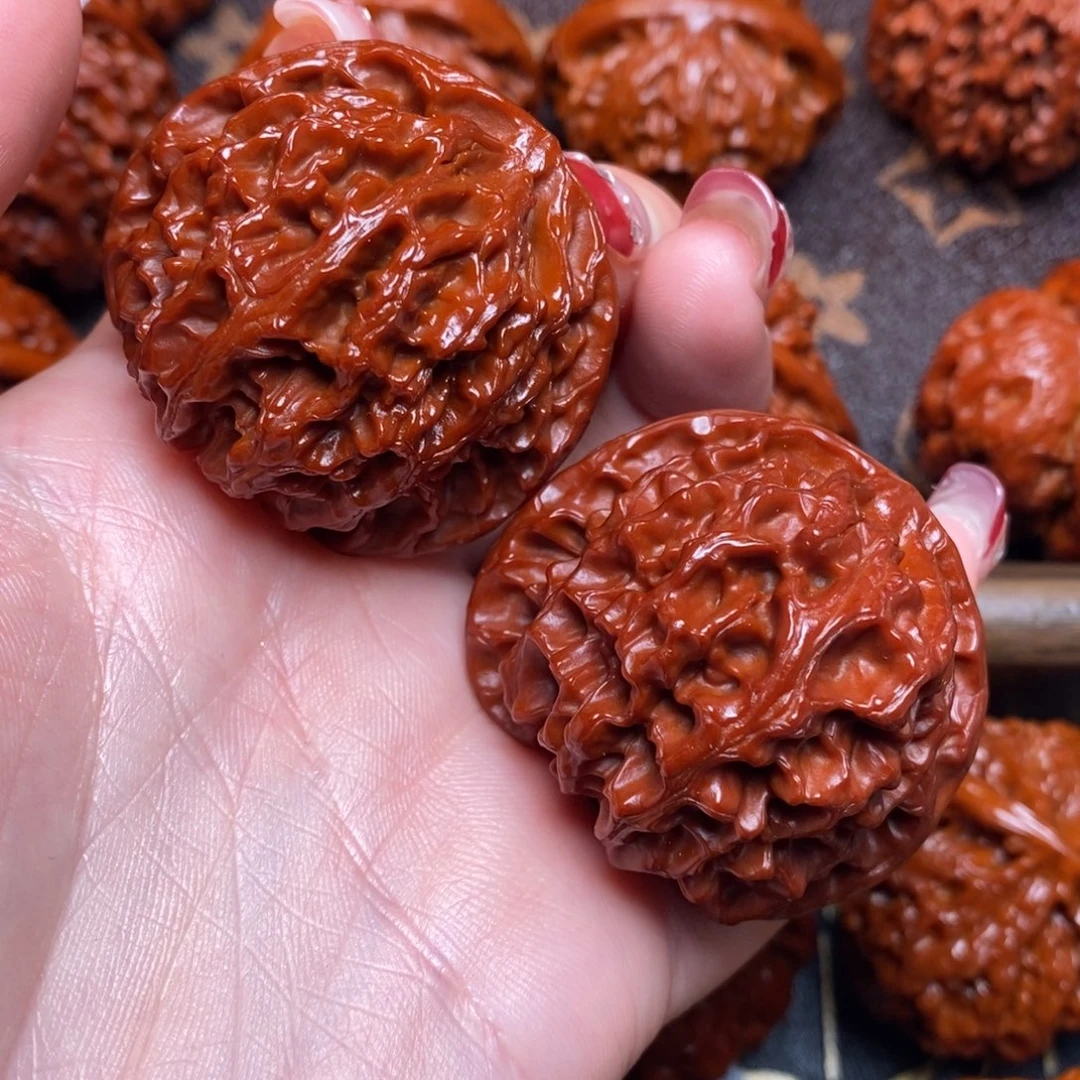 文玩核桃吊坠苹果10