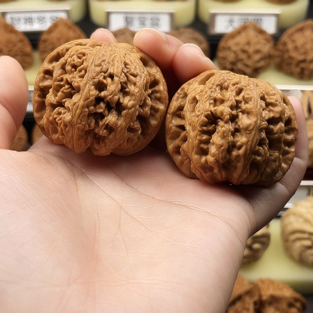 文玩核桃把件粗筋192