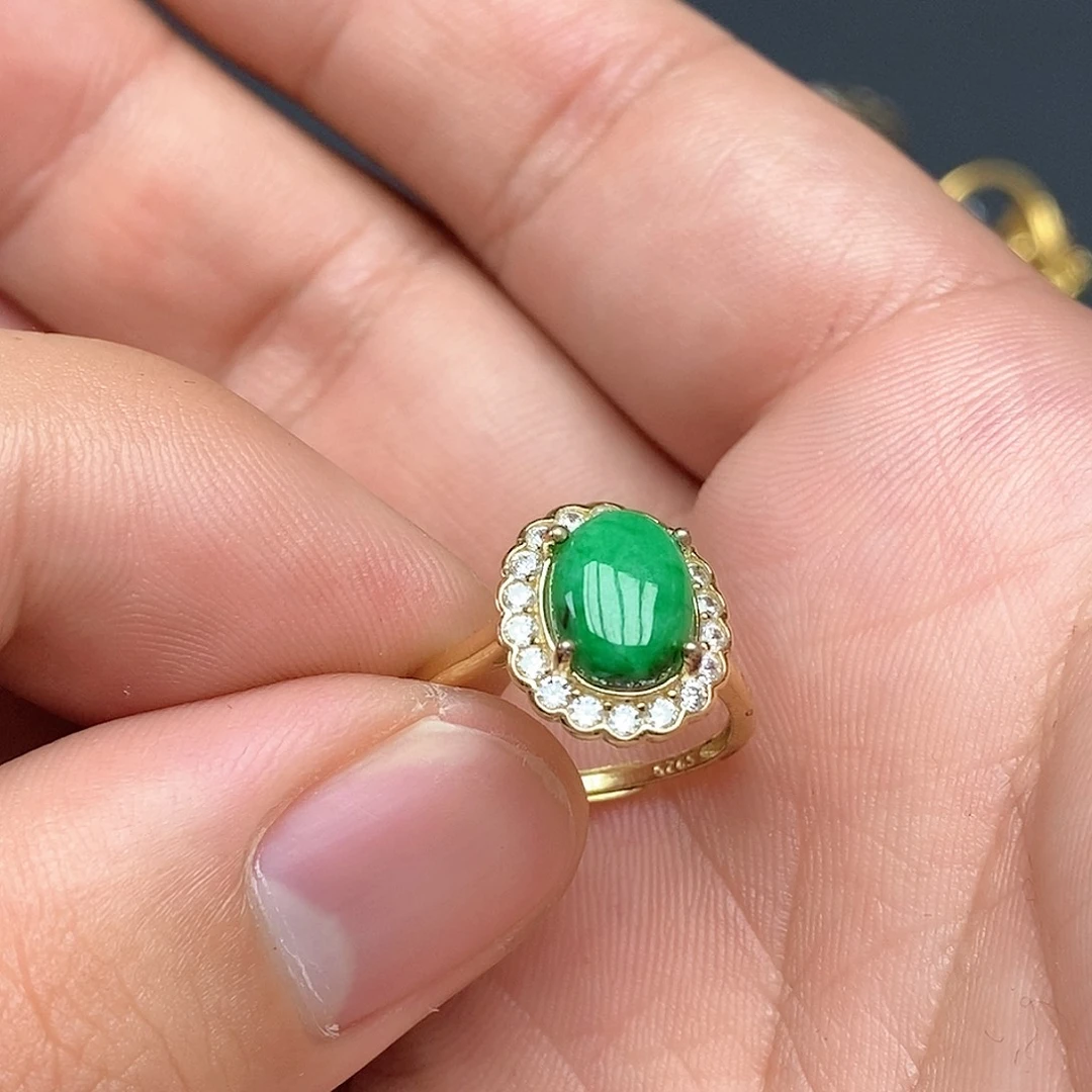 只买单纯的吊坠，没带链子，属的性质。