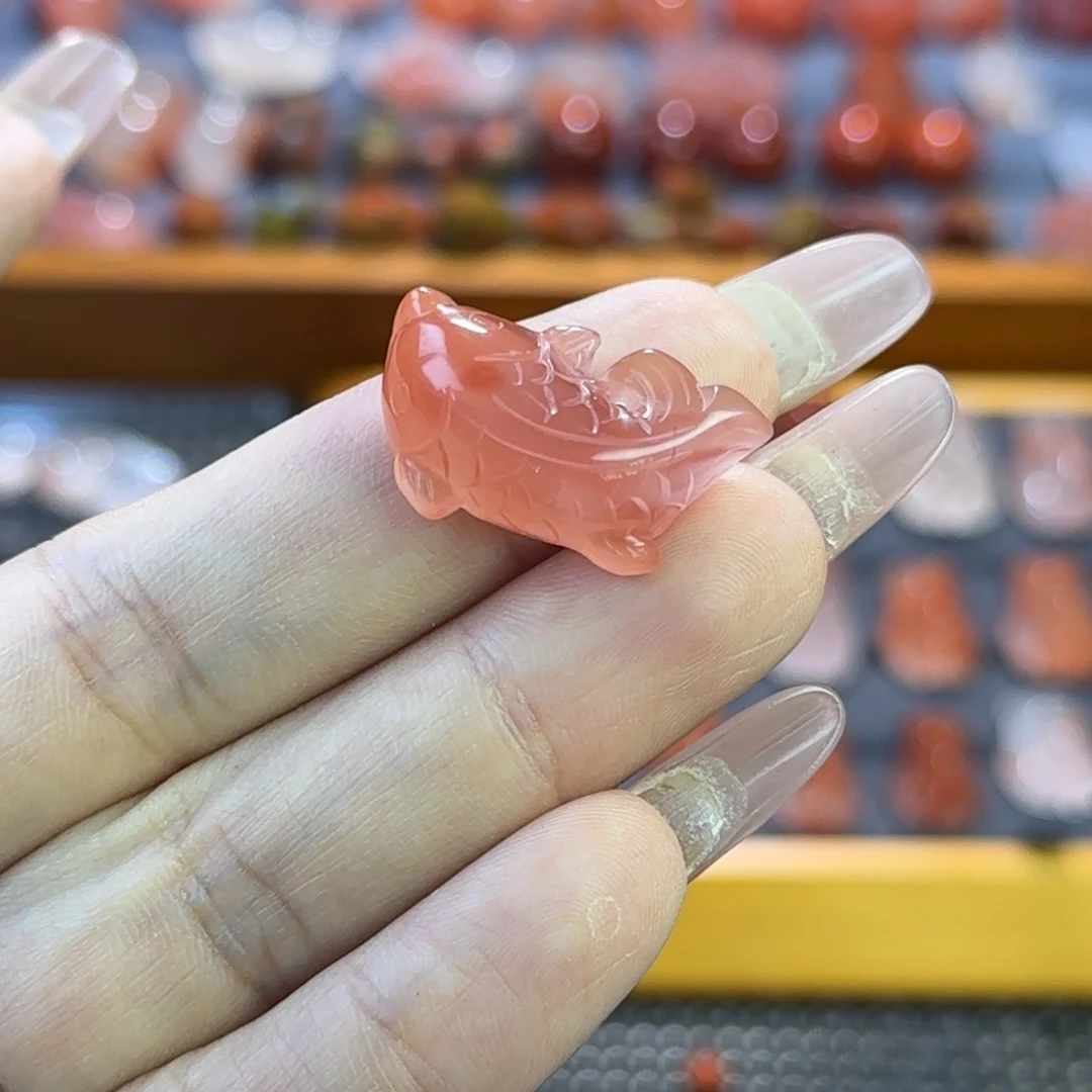 南红玛瑙未镶嵌珠宝半成品1