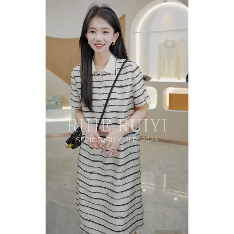 R H 【小香提花】气质显瘦休闲Polo领字母条纹桑蚕丝连衣裙RH305