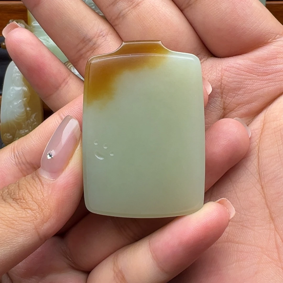 1***丑颈饰未镶嵌和田玉