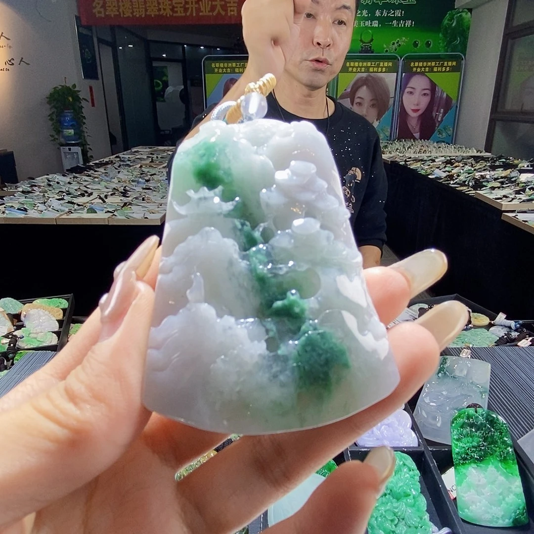 颈饰未镶嵌翡翠翡翠