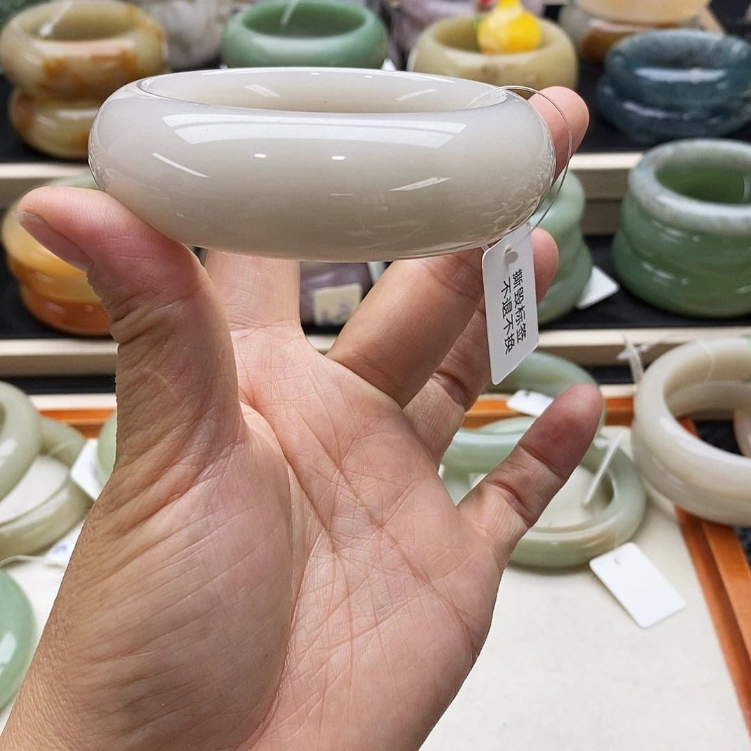 石英质玉手镯未镶嵌用****3