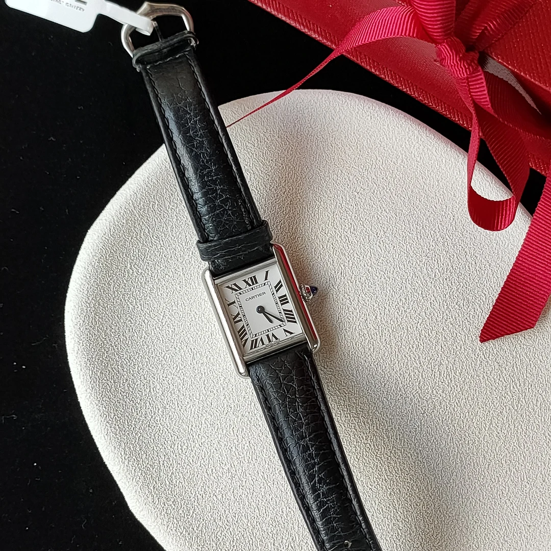 95新 Cartier/卡地亚 22年WSTA0042坦克小号must石英手表/48277