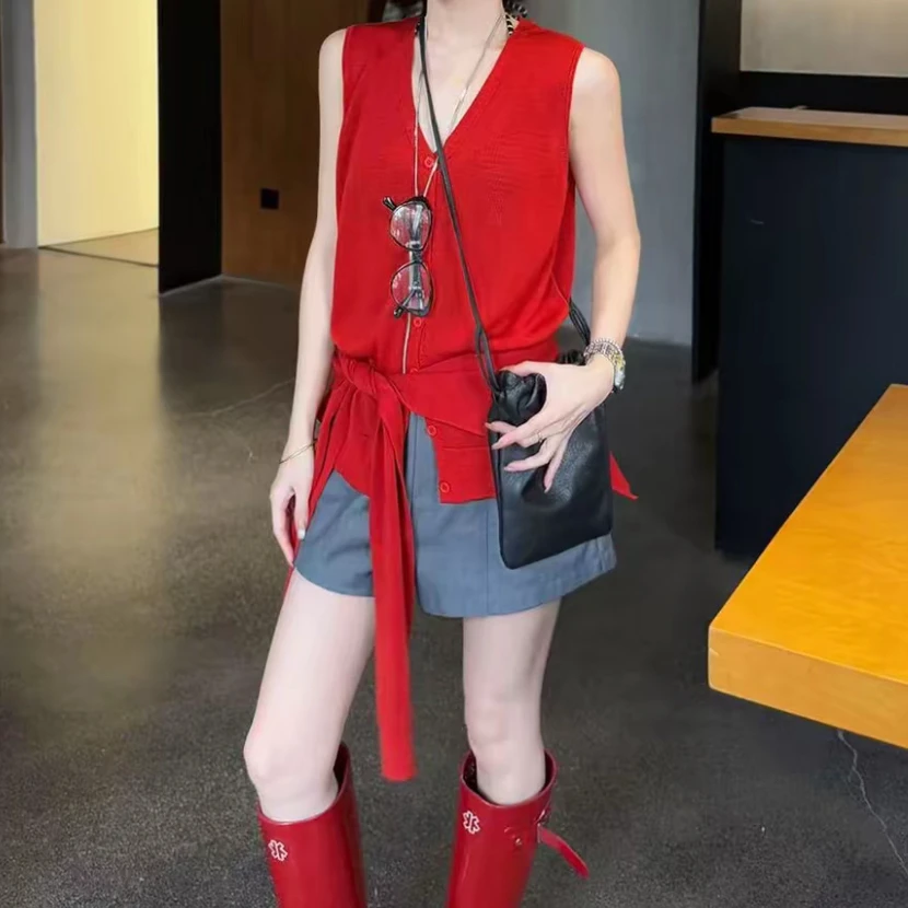 早秋设计感通勤无袖背心披肩套装2025秋冬简约时尚百搭背心+披肩