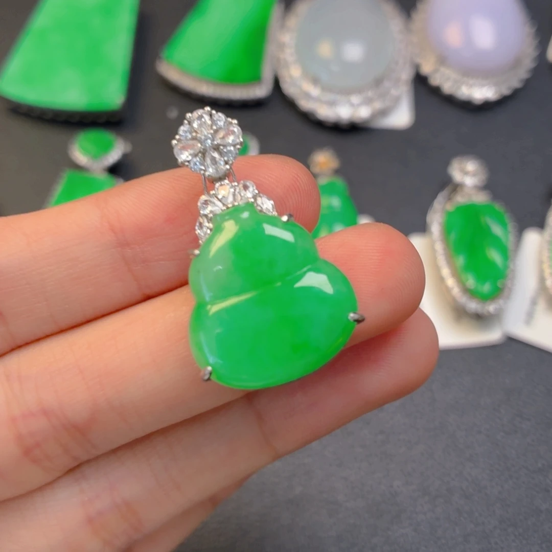 翡翠银S925镶嵌颈饰