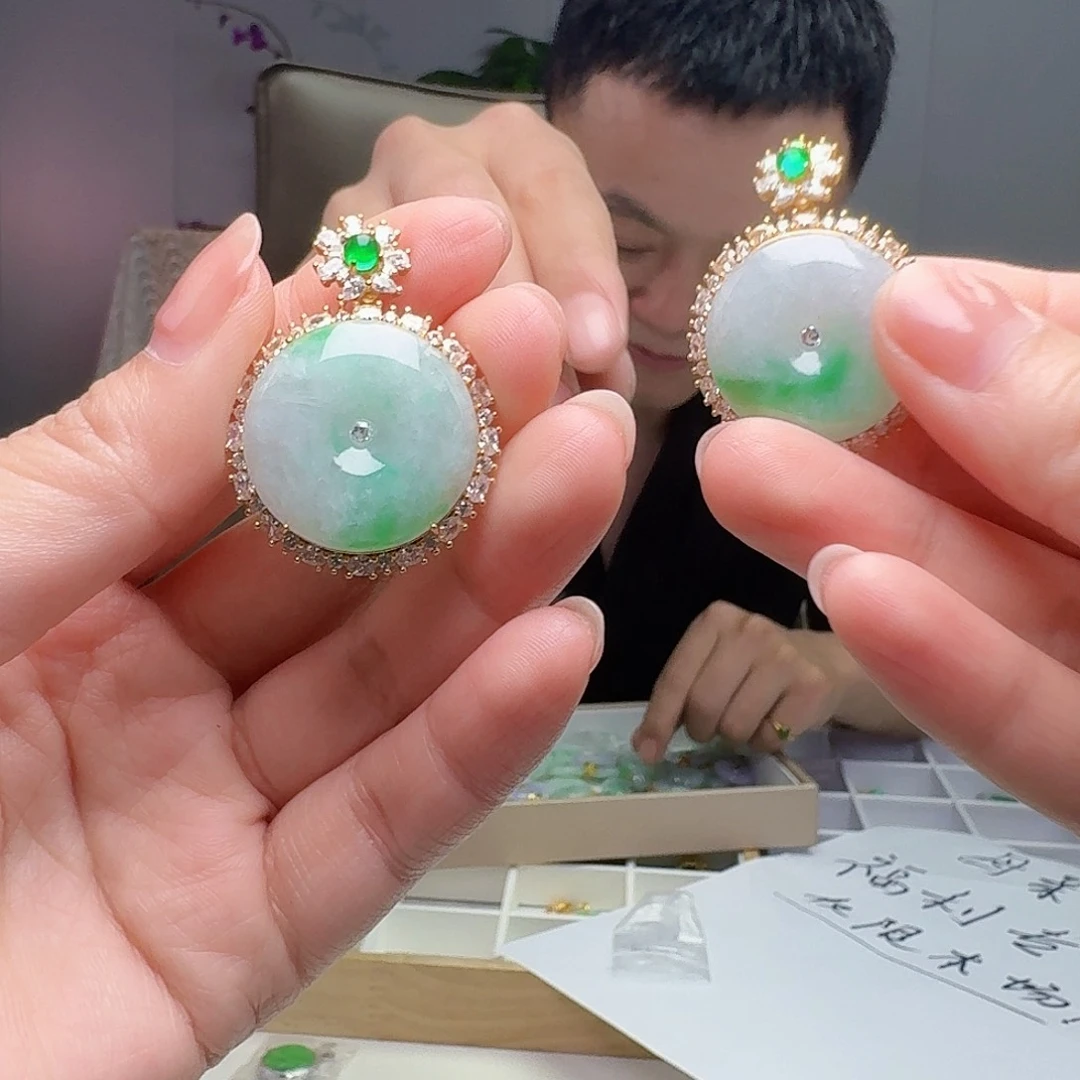 翡翠银S925镶嵌吊坠(不含链)多样性发货其一