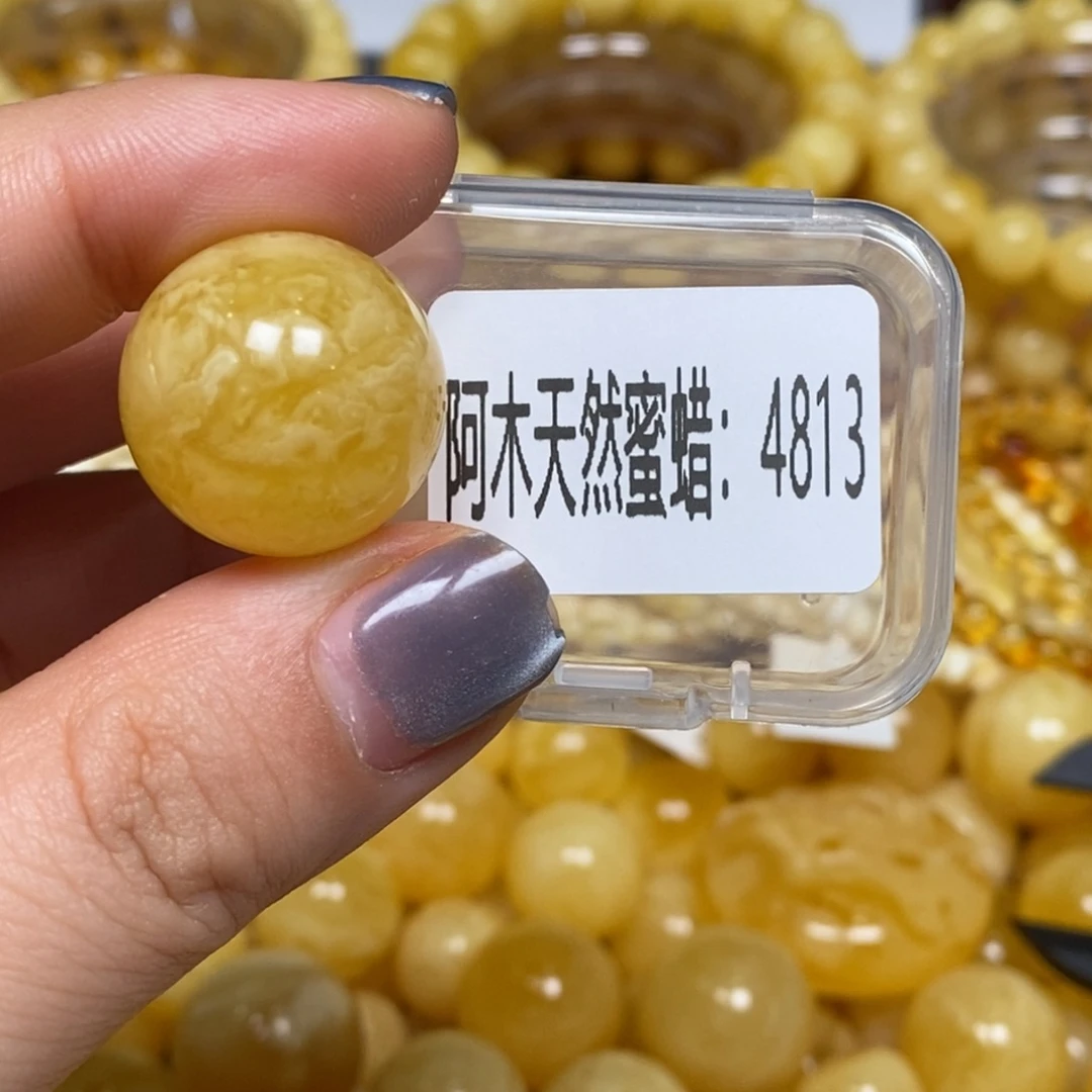 琥珀未镶嵌珠宝奇石4813