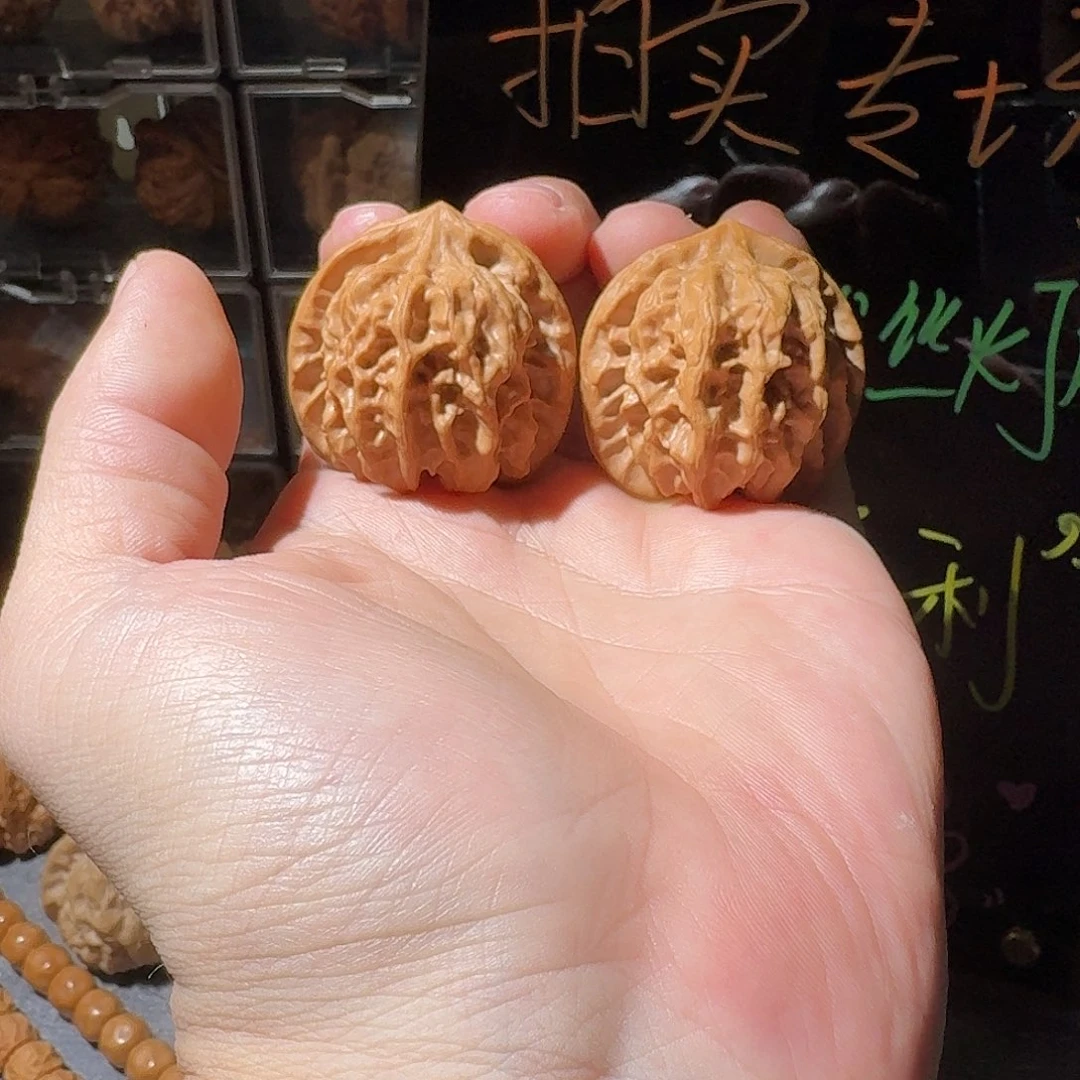 文玩核桃吊坠曹大龙39