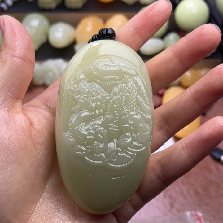 王***二石材天然古青石手把件