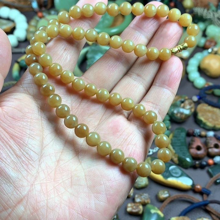 吊坠(赠链)未镶嵌岫岩老玉（透闪石质玉）