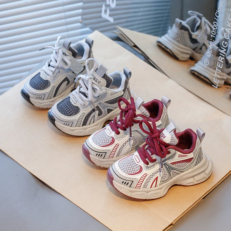 2025春季新款童鞋男童轻便透气运动跑步鞋韩版时尚百搭女童老爹鞋