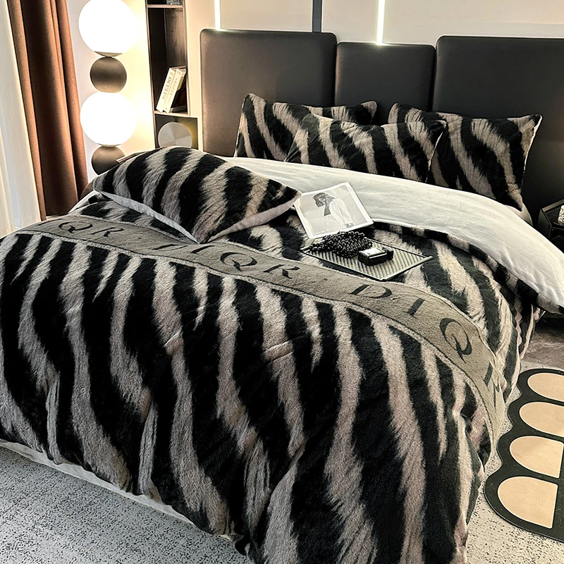 轻奢冬季加厚保暖牛奶兔毛绒四件套床上珊瑚法兰双面绒三件套冬天